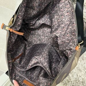 Stella & dot weekender zip tote